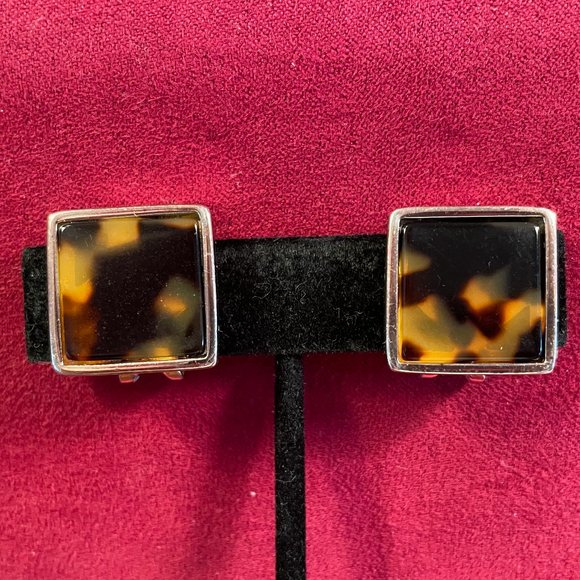 Liz Claiborne Faux Tortoise Shell & Silver Tone Clip Earrings - Picture 1 of 3